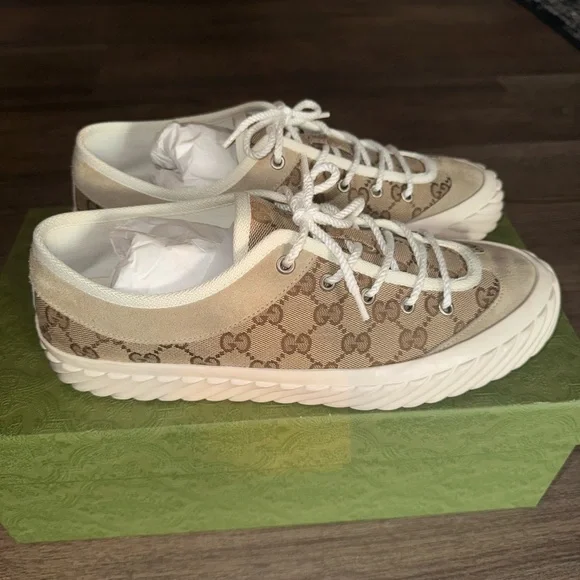 Gucci suede shoes